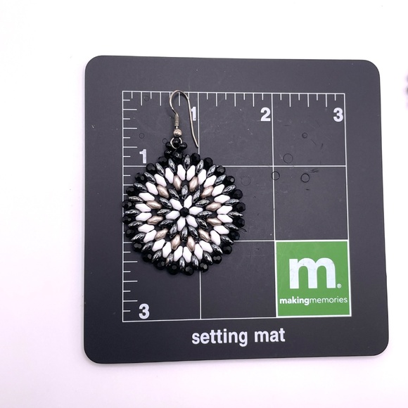 Czech Glass Bead Stitched Medallion Beaded Pierced Earrings - Picture 4 of 8